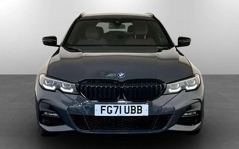 Used BMW 330e M Sport 292 HP (214 kW) 2022 Grey Estate