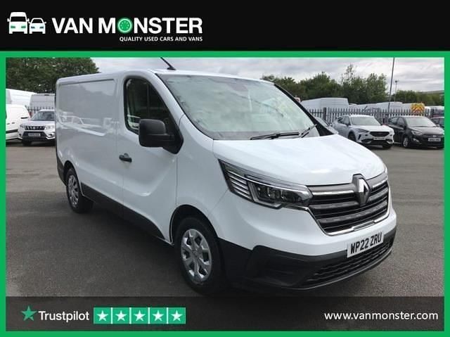 White Used 2022 Renault Trafic Business Van | £12,599 (Fair price) - Image 1/4