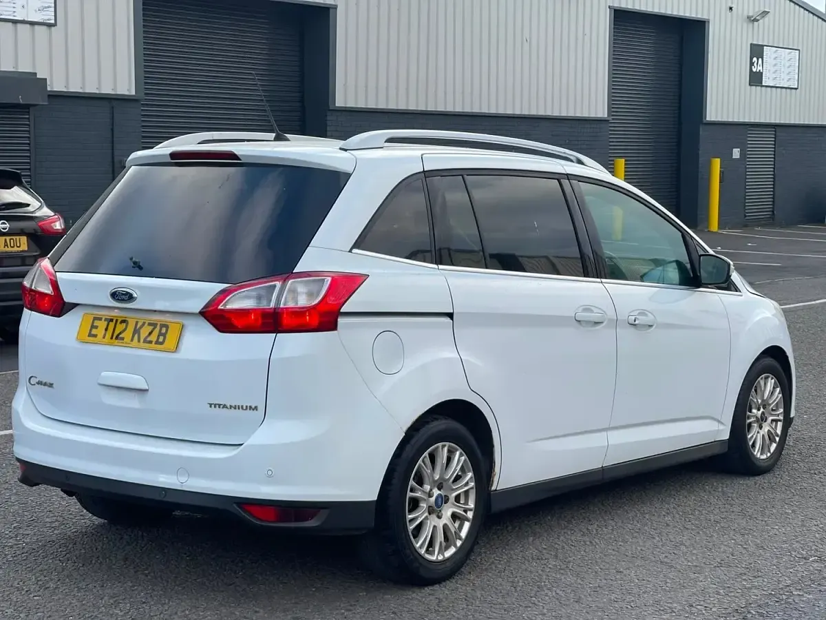 Used Ford Grand C-Max Titanium 2012 White MPV