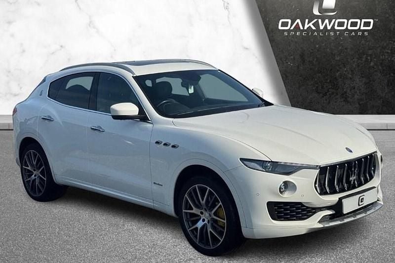 White Used 2018 Maserati Levante GranLusso SUV | £22,995 (Fair price) - Image 1/1