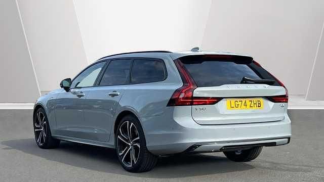 Used Volvo V90 Ultra 449 HP (330 kW) 2025 Estate