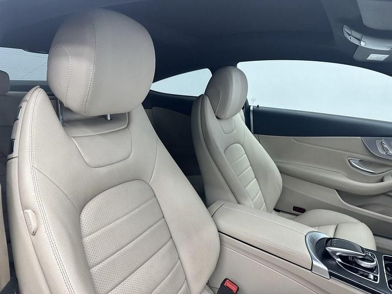 Used Mercedes C200 AMG Line Premium 184 HP (135 kW) 2016 Blue Coupe