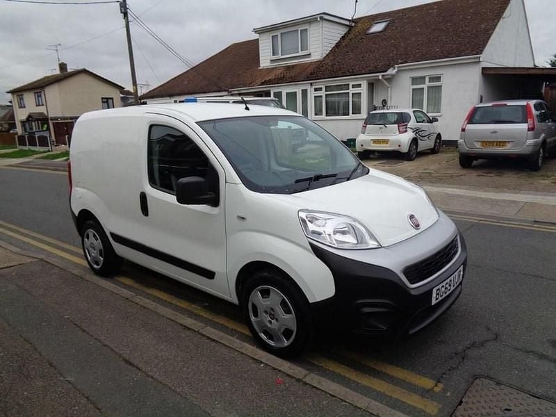 White Used 2019 Fiat Fiorino MPV | £4,595 (Fair price) - Image 1/4