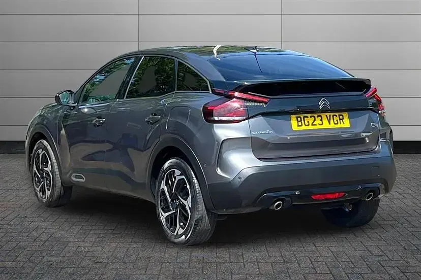 Used Citroën C4 PureTech 131 HP (96 kW) 2023 Platinum grey SUV