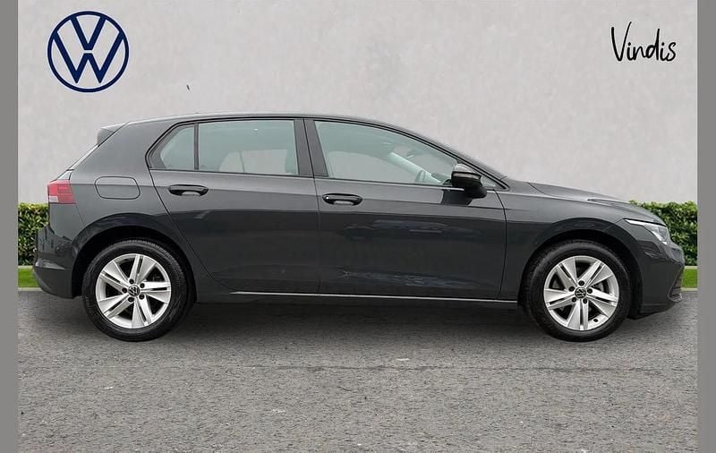 Used VW Golf VIII Life 147 HP (108 kW) 2022 Grey Hatchback