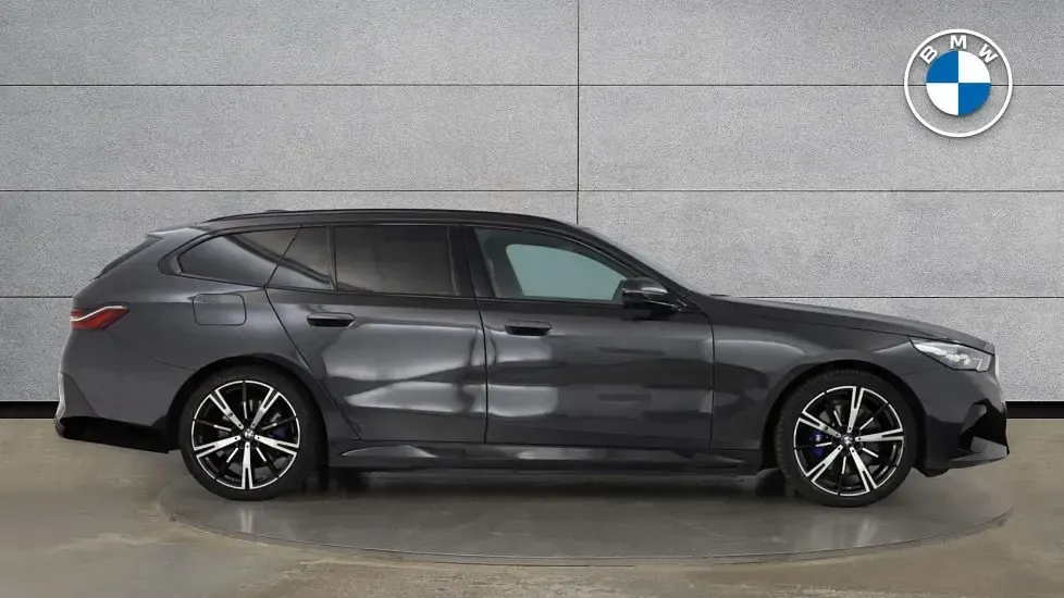 Used BMW 530e M Sport 295 HP (216 kW) 2025 Grey Estate
