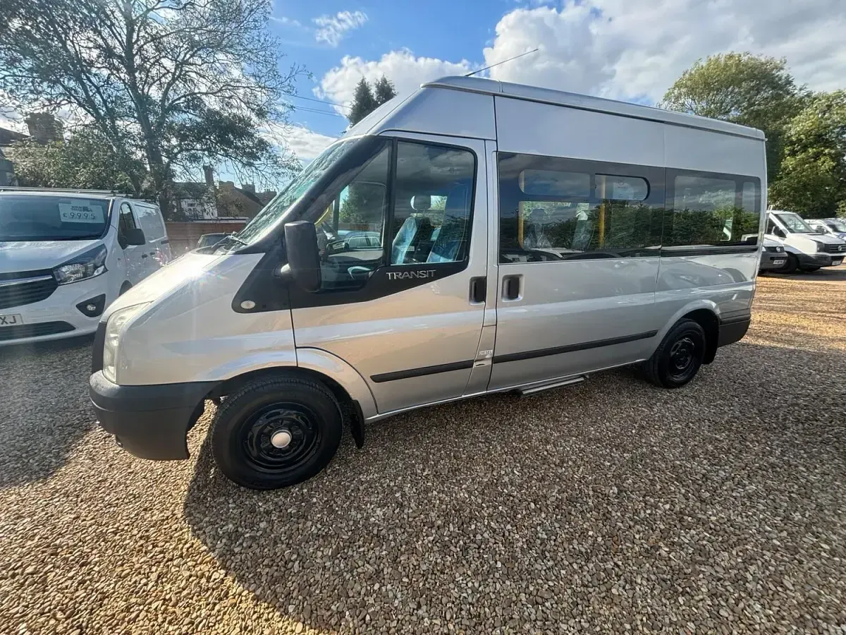 Used Ford Transit 125 HP (91 kW) 2013 Silver Van