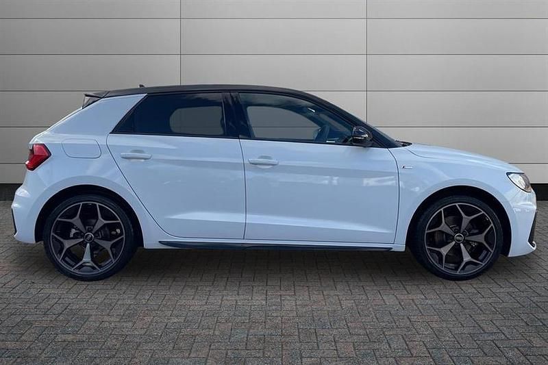 Used Audi A1 Black Edition 116 HP (85 kW) 2025 Glacier white SUV