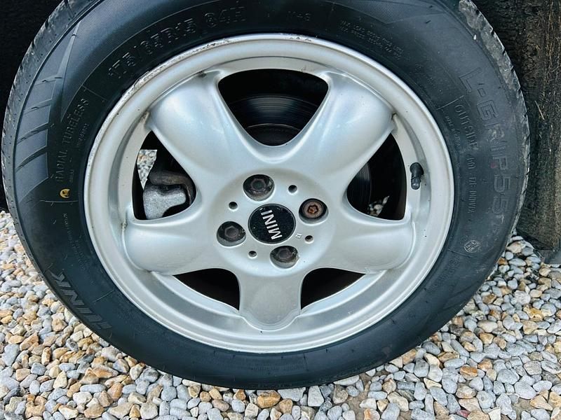 Used Mini ONE Hatch 2009 White Hatchback