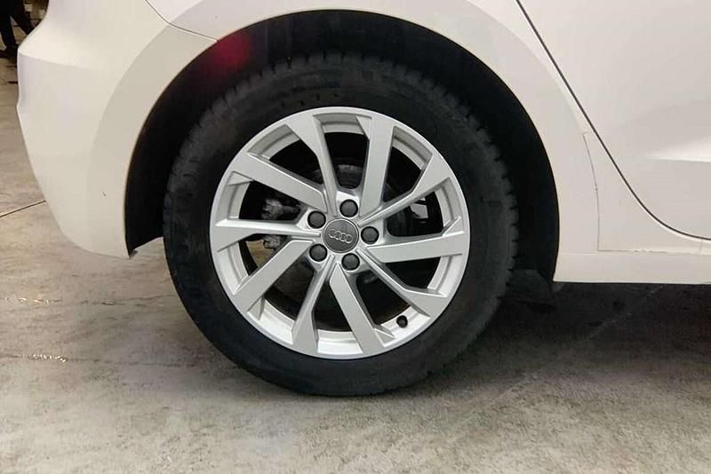 Used Audi A1 Sport 113 HP (83 kW) 2019 White SUV