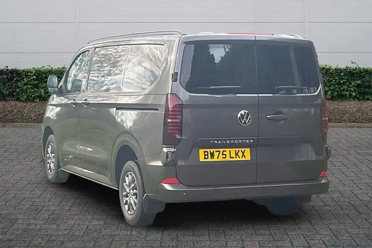 Usado VW Transporter Pro 2026 Cinzento Van