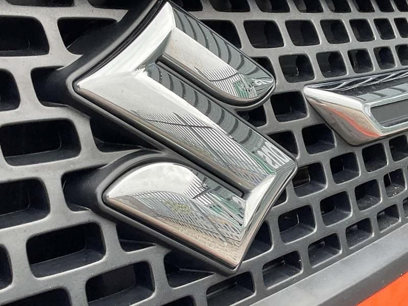 Used Suzuki Ignis SZ-T 90 HP (66 kW) 2018 Orange SUV