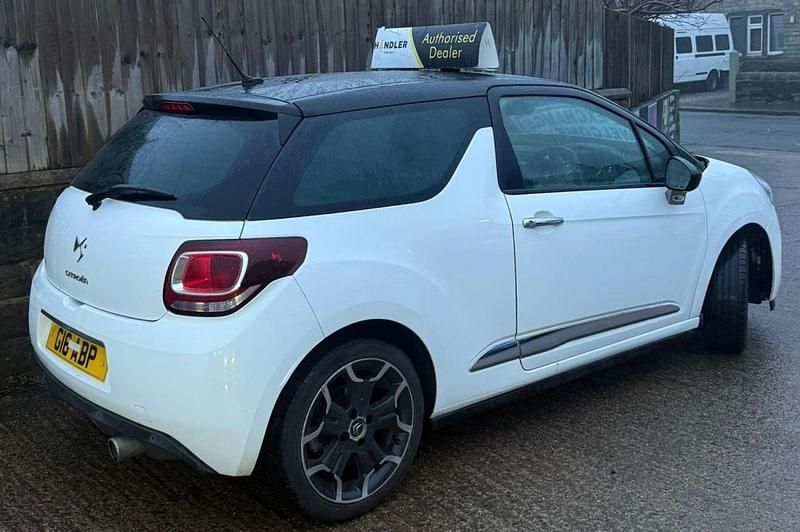 Used Citroën DS3 2013 White Hatchback