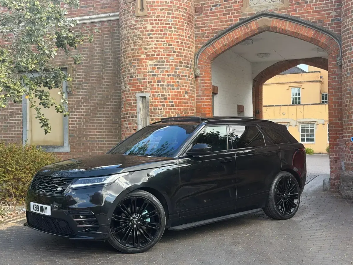 Used Land Rover Range Rover Velar HSE Dynamic 2023 Black SUV