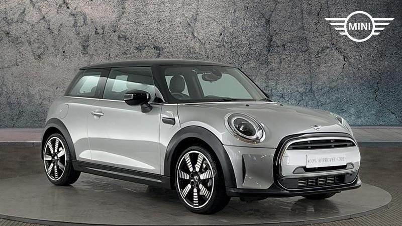 Used Mini Cooper Exclusive 134 HP (98 kW) 2023 Silver Hatchback