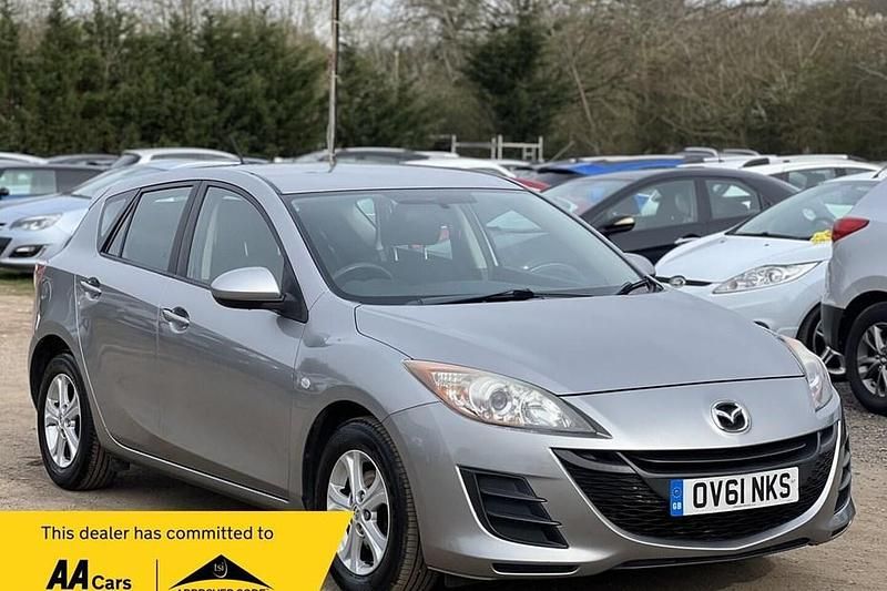 Used Mazda 3 2011 Silver Hatchback