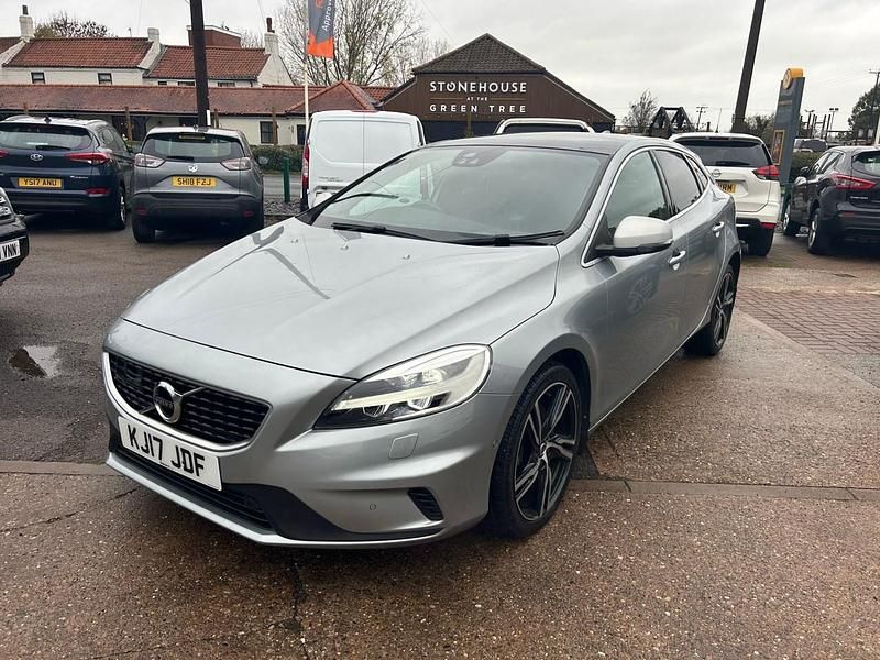 Silver Used 2017 Volvo V40 R-Design Pro Hatchback | £12,495 (Fair price) - Image 1/4