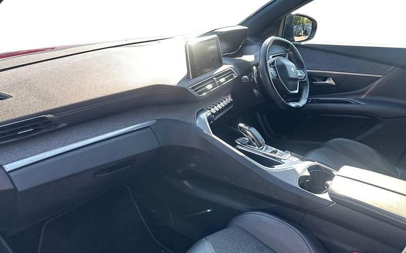 Used Peugeot 3008 GT-line 181 HP (133 kW) 2020 Red SUV