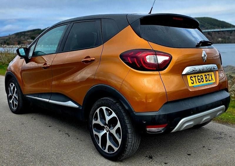 Used Renault Captur GT-Line 90 HP (66 kW) 2018 Orange SUV