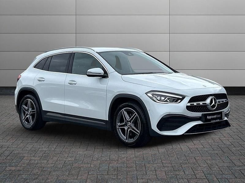 White Used 2022 Mercedes GLA200 Executive SUV | £28,595 (A bit pricey) - Image 1/4