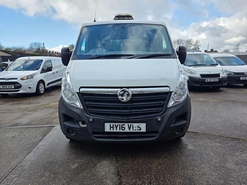 Used Vauxhall Movano 136 HP (100 kW) 2016 White MPV