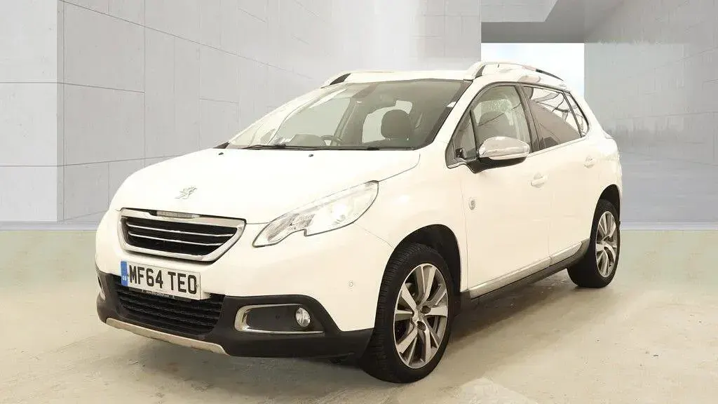 Used Peugeot 2008 Crossway 2015 White SUV