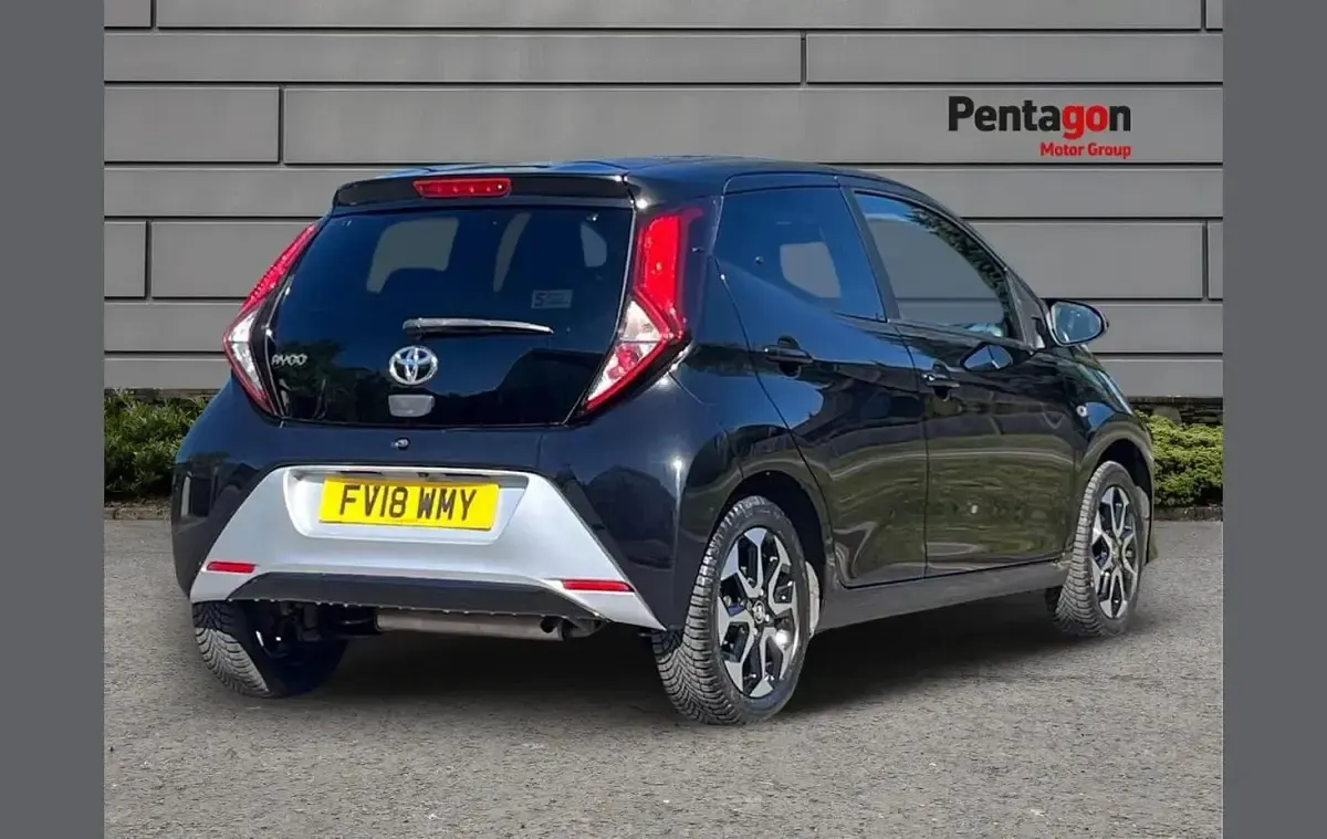 Used Toyota Aygo X-plore 69 HP (50 kW) 2018 Black Hatchback