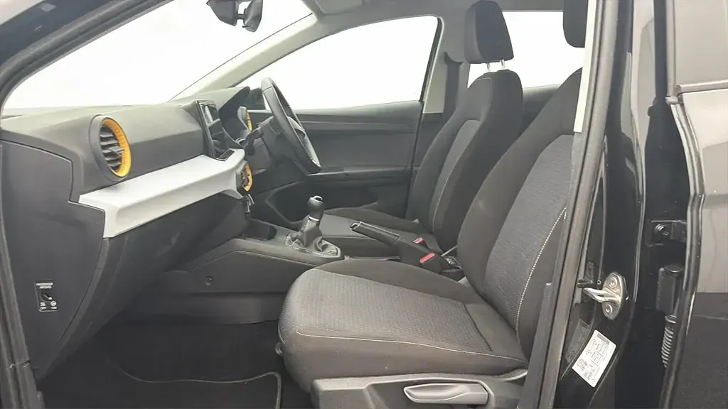 Używany Seat Ibiza SE Technology 80 KM (58 kW) 2023 Czarny Hatchback