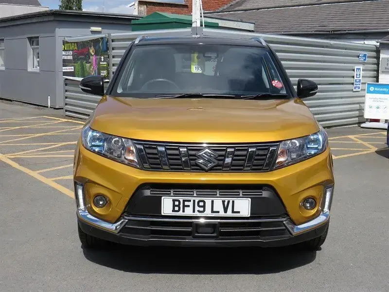 Used Suzuki Vitara SZ5 140 HP (102 kW) 2019 Yellow SUV