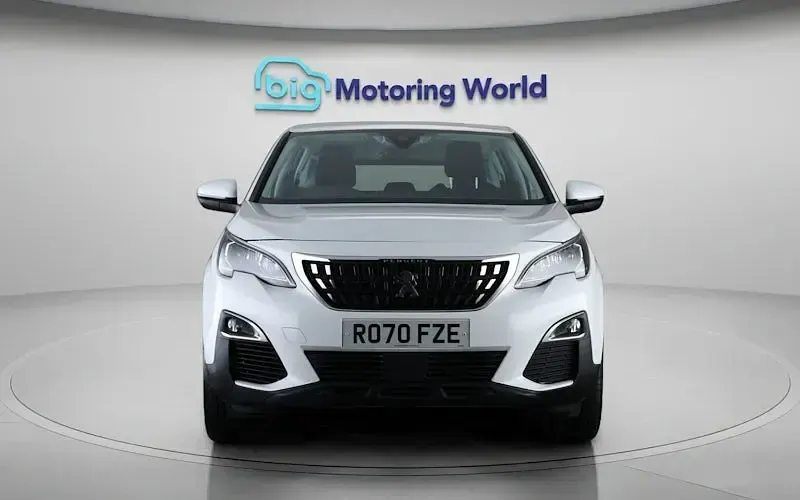 Używany Peugeot 5008 Active 131 KM (96 kW) 2020 Biały SUV