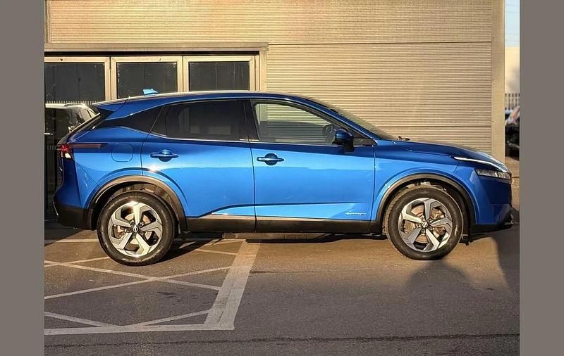 Used Nissan Qashqai N-Connecta 187 HP (137 kW) 2023 Blue SUV