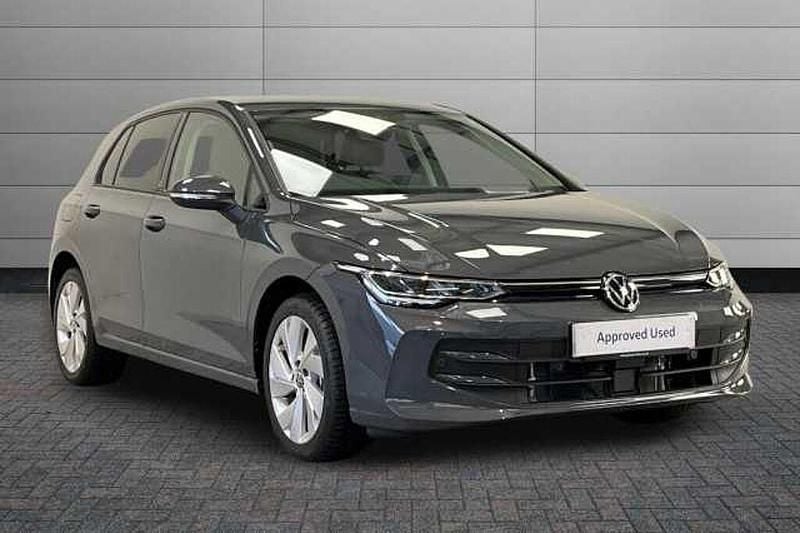 New 2025 VW Golf VIII | £30,990 (Good price) - Image 1/4