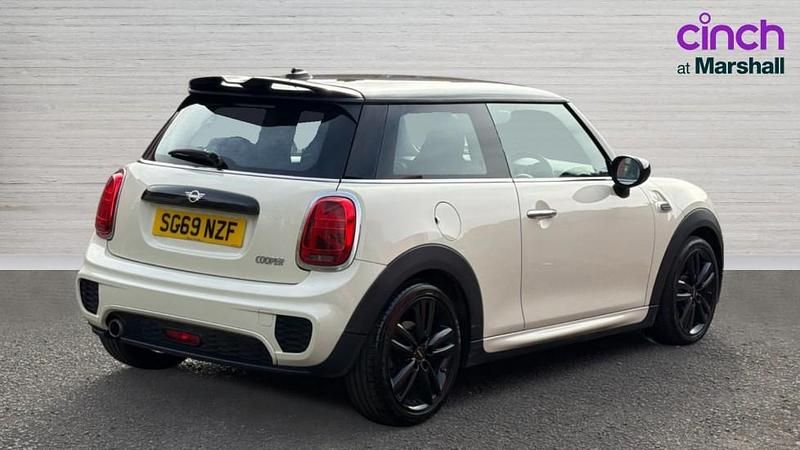 Used Mini Cooper Sport 136 HP (100 kW) 2019 White Hatchback