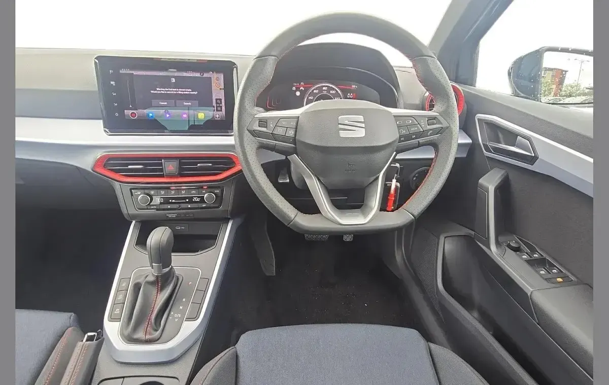 New Seat Arona FR 113 HP (83 kW) 2025 Grey SUV