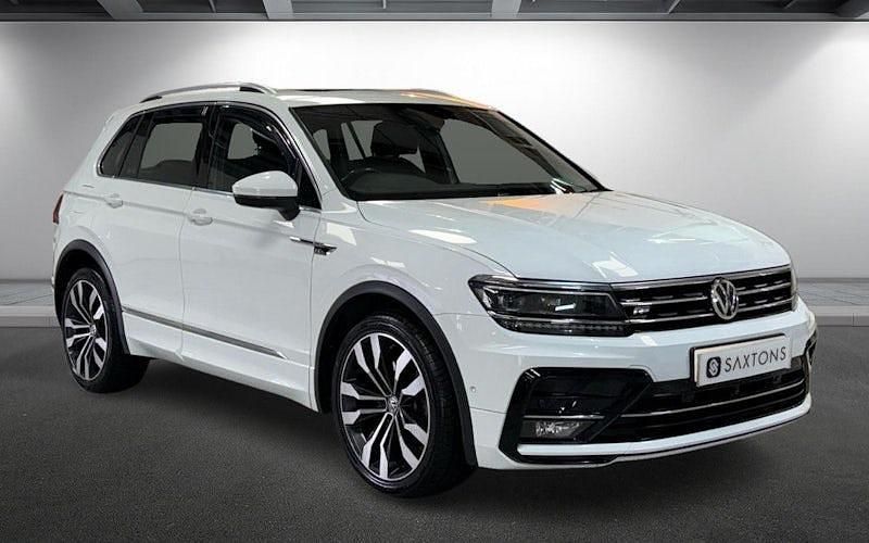Pure white Used 2019 VW Tiguan R-line SUV | £23,200 (Fair price) - Image 1/4