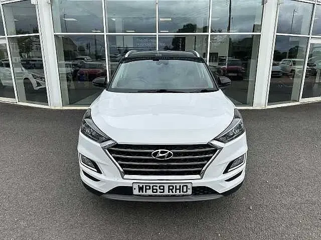 Used Hyundai Tucson Premium 2019 White SUV