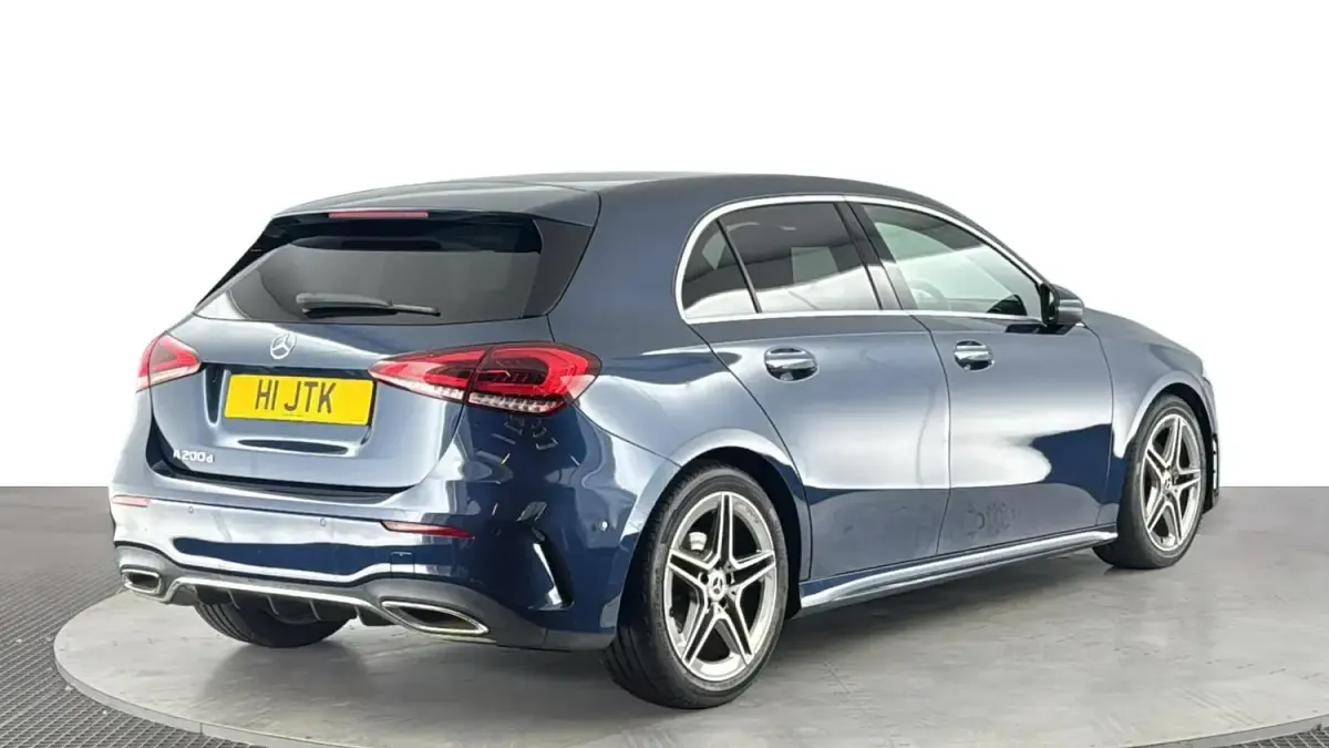 Used Mercedes A200 AMG Line Premium 150 HP (110 kW) 2020 Blue Hatchback