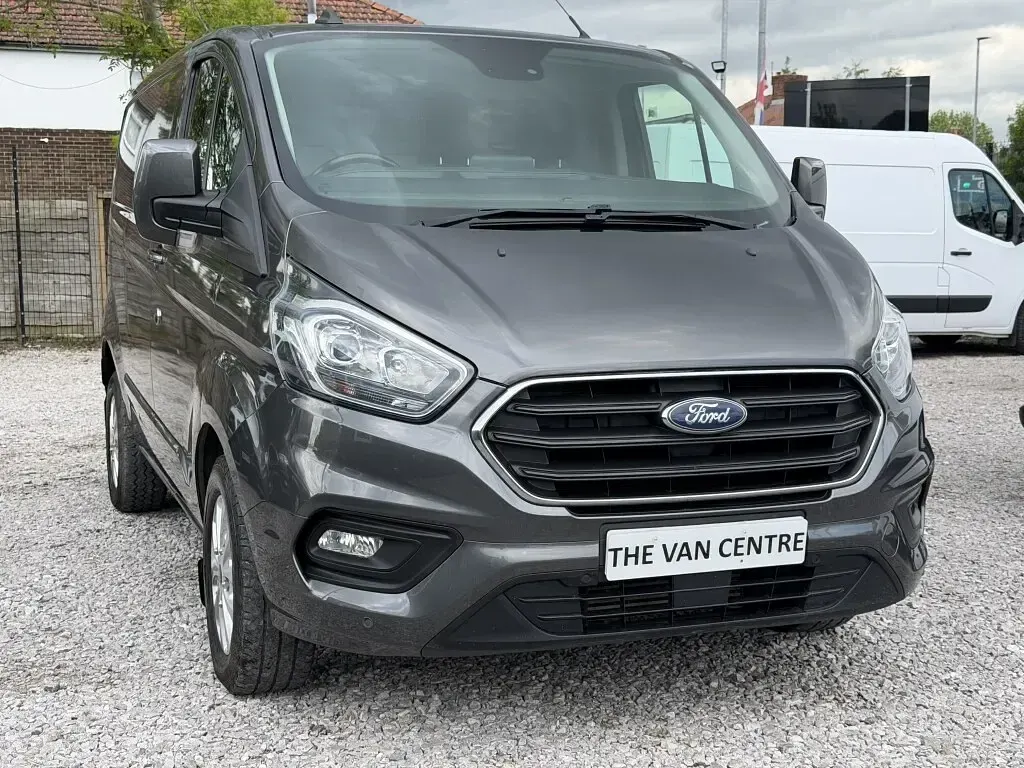Used Ford Transit Custom Limited 130 HP (95 kW) 2021 Grey Van
