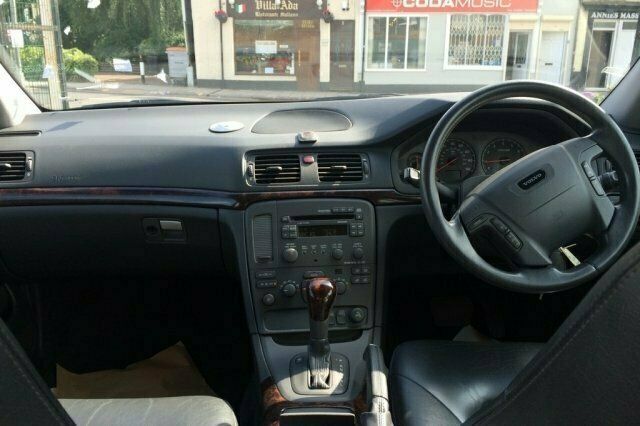 Used Volvo S80 140 HP (102 kW) 2002 Sedan