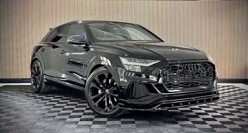 Black Used 2022 Audi Q8 Black Edition SUV | £52,995 (Expensive) - Image 1/4