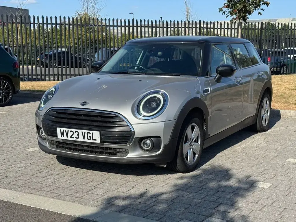 Used Mini Cooper Clubman Classic 136 HP (100 kW) 2023 Silver Estate