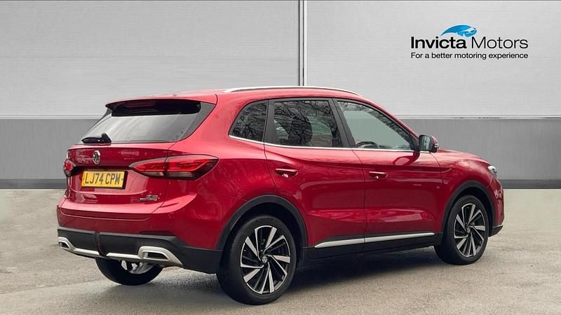 Used MG ZS Trophy 196 HP (144 kW) 2025 Red Hatchback