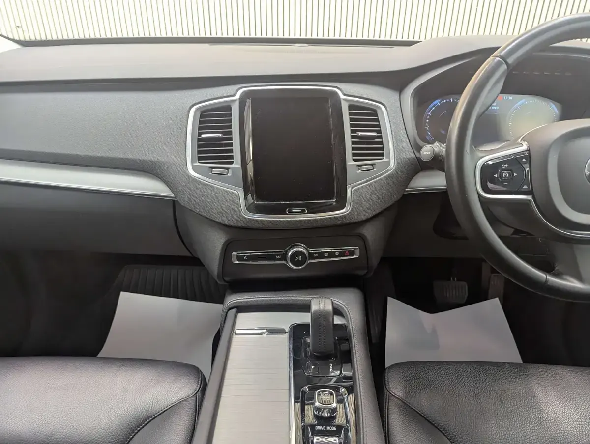 Used Volvo XC90 2021 White SUV