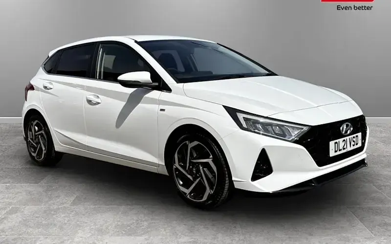 Used Hyundai i20 Premium 101 HP (74 kW) 2023 Hatchback