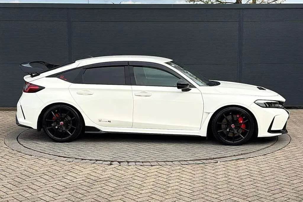 Używany Honda Civic Type R 324 KM (238 kW) 2023 Biały Hatchback