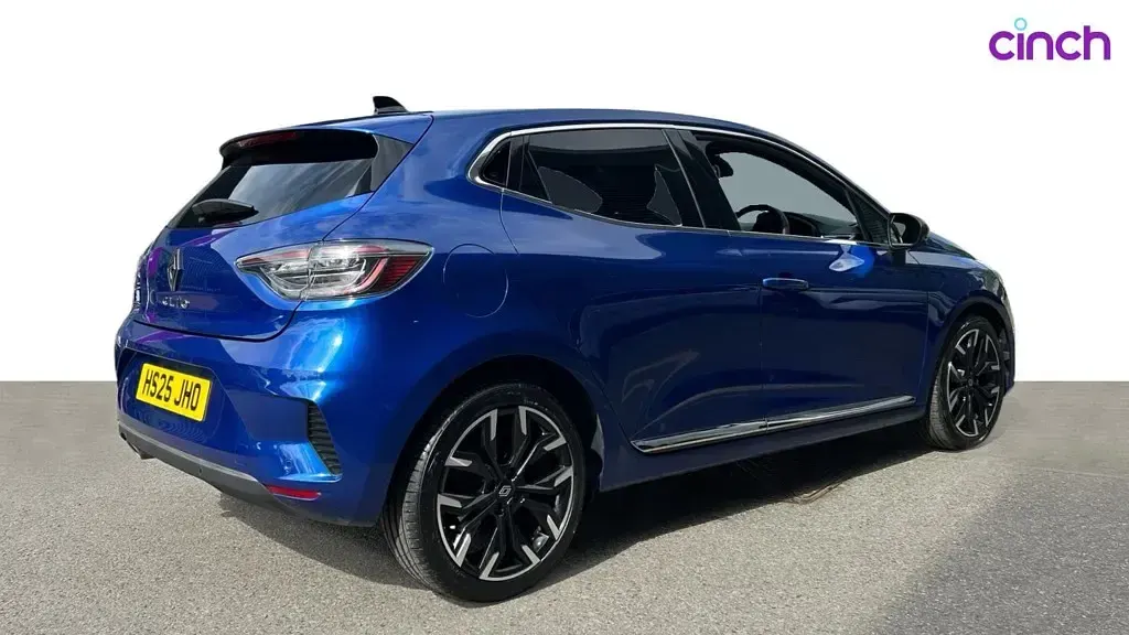 Used Renault Clio Techno 90 HP (66 kW) 2025 Blue Hatchback