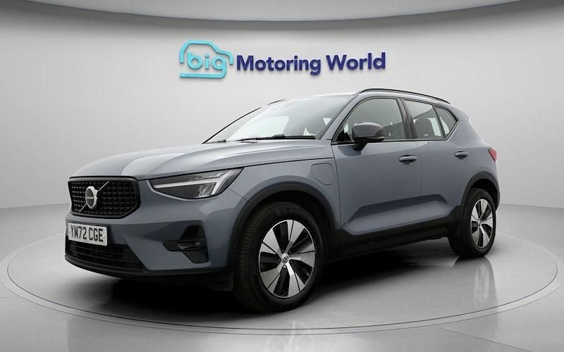 Used Volvo XC40 Plus 211 HP (155 kW) 2023 Grey SUV