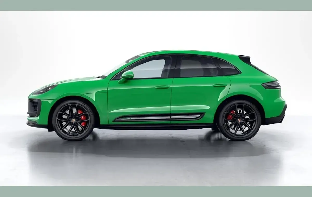 Used Porsche Macan 434 HP (319 kW) 2023 Green SUV