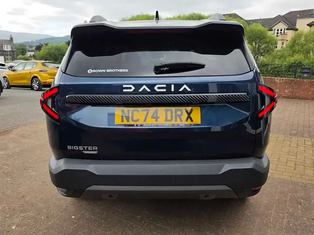 Used Dacia Bigster Journey 156 HP (114 kW) 2025 Blue SUV