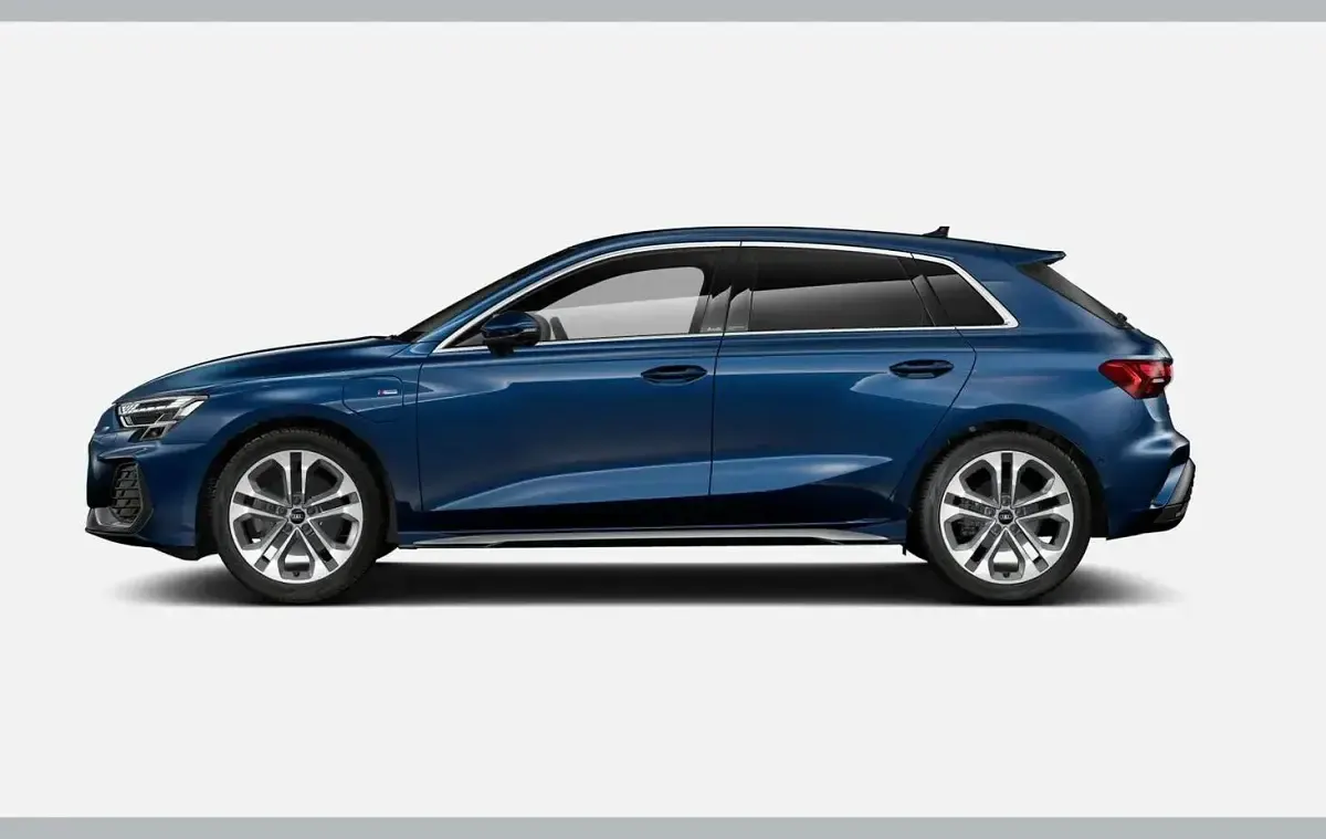 Used Audi A3 e-tron S-Line 200 HP (147 kW) 2025 Blue Hatchback